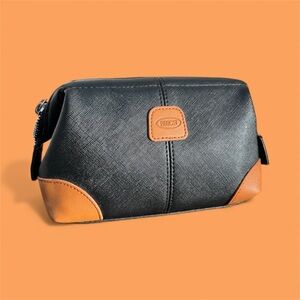 BRIC’S leather toiletries bag